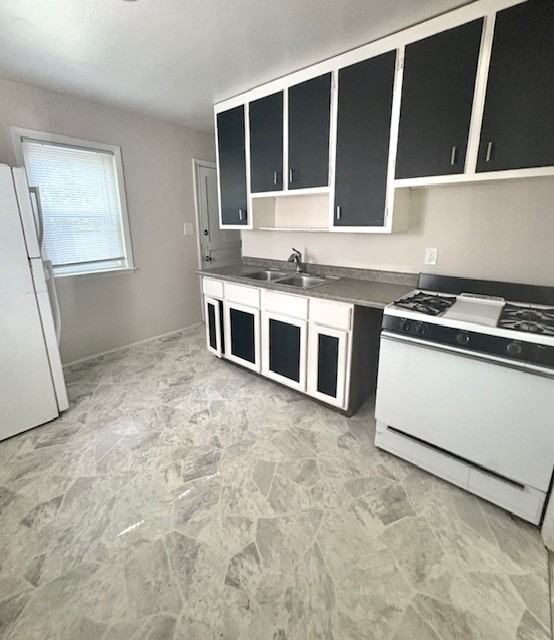 913 N Gregory St #1 - Photo 4 of 12