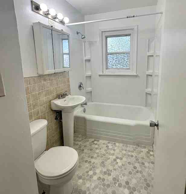 913 N Gregory St #1 - Photo 5 of 12