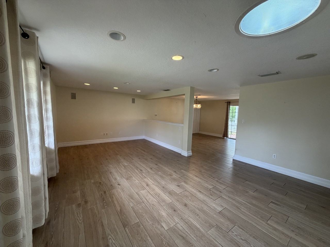 104 Oakwood Ave #1 - Photo 6 of 27