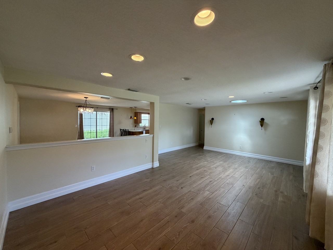 104 Oakwood Ave #1 - Photo 7 of 27