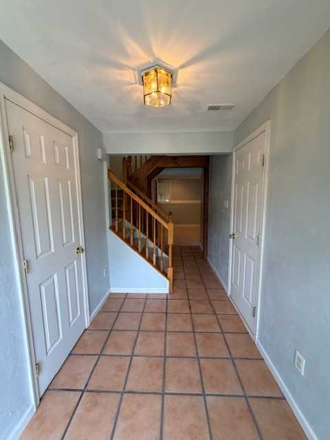 9 Inkberry Ct #1 - Photo 6 of 27