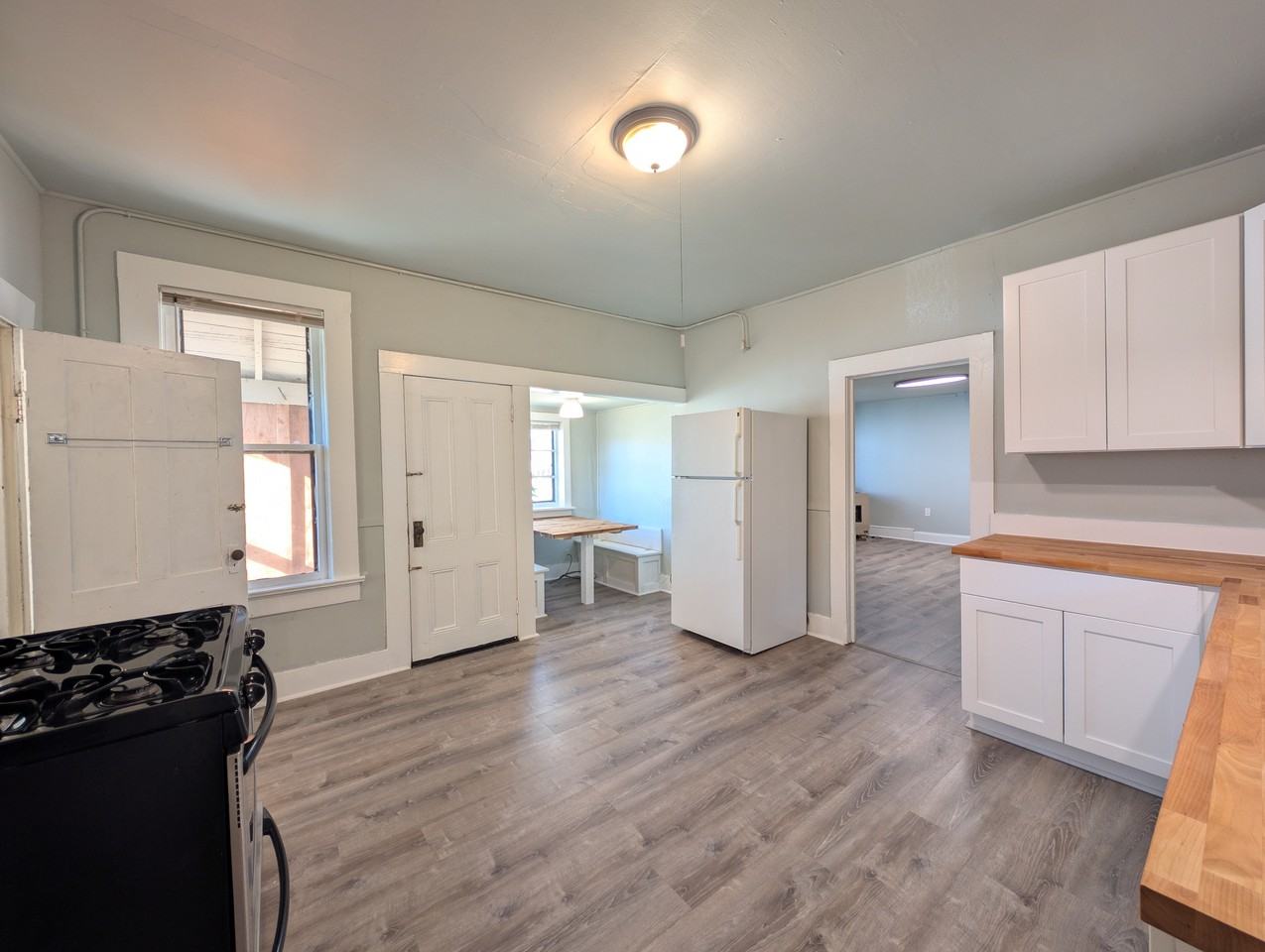 433 Sw 5th St #433 - Photo 3 of 21