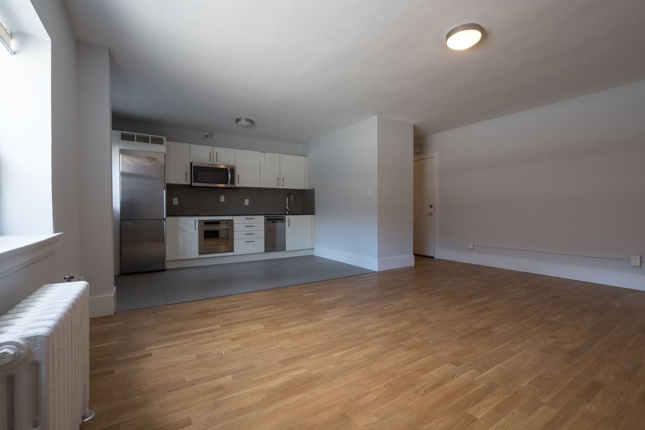 150 Fermanagh Avenue - Photo 2 of 10
