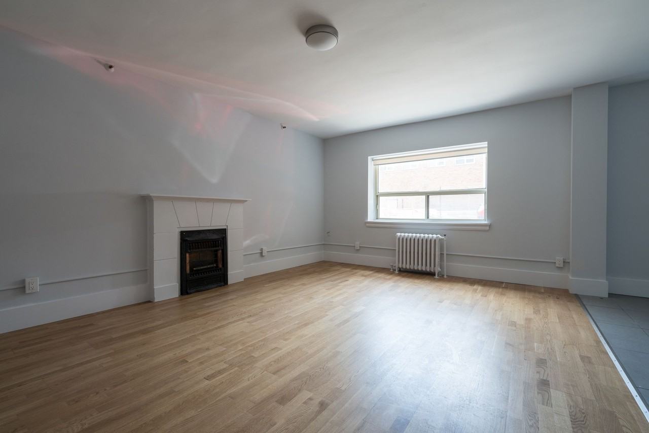 150 Fermanagh Avenue - Photo 6 of 10