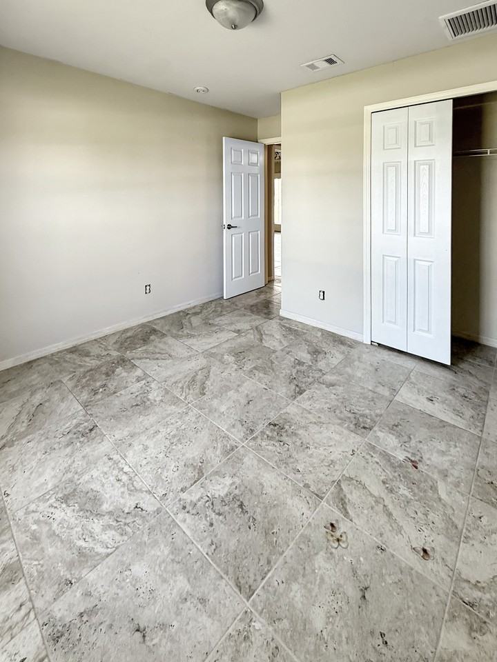 2303 Ansel Ave S #1 - Photo 3 of 30