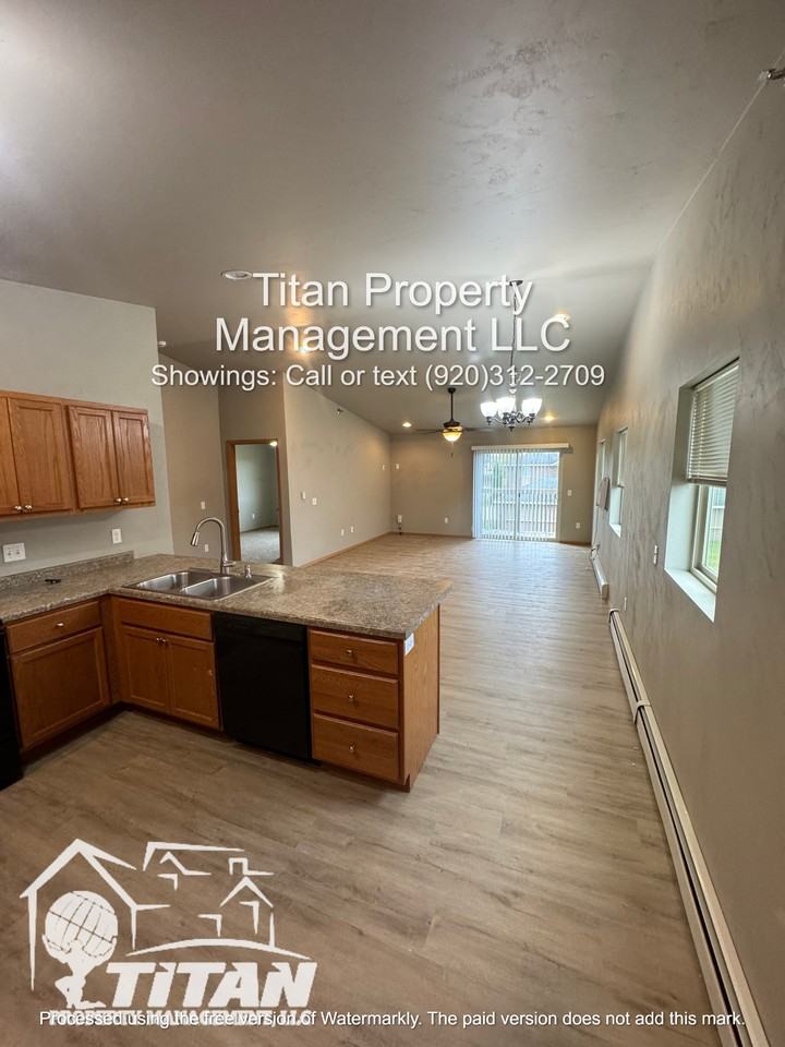 1301 W Beau Ryan Ct #484 - Photo 2 of 9