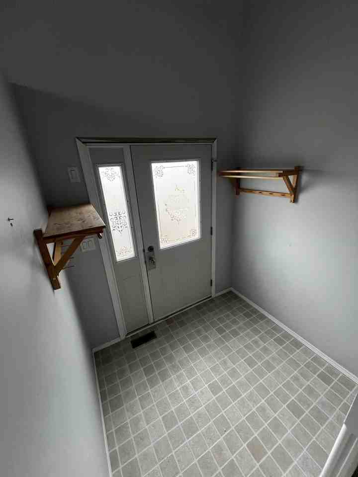 1320 11 Street - Photo 2 of 46