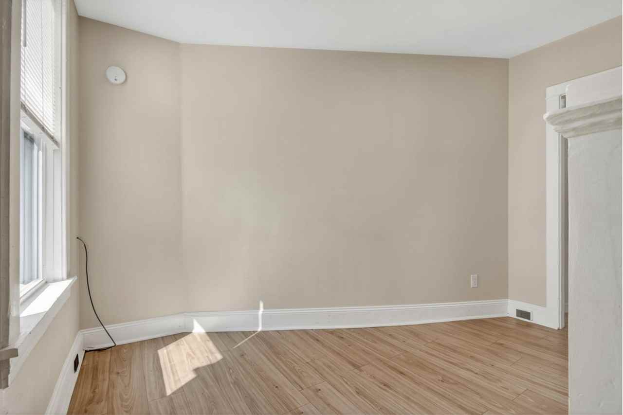 245 New Holland Ave - Photo 5 of 19
