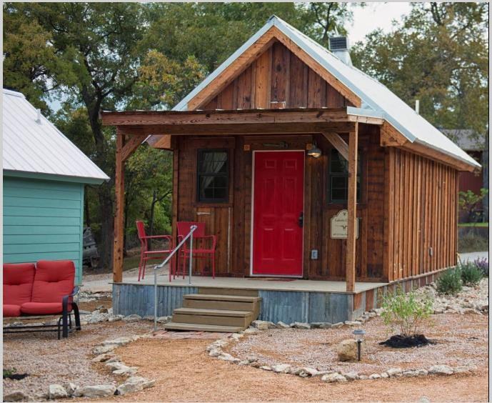 607 Live Oak St - Photo 2 of 15