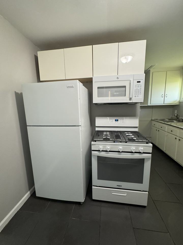 2726 Margaret St #1 - Photo 6 of 16