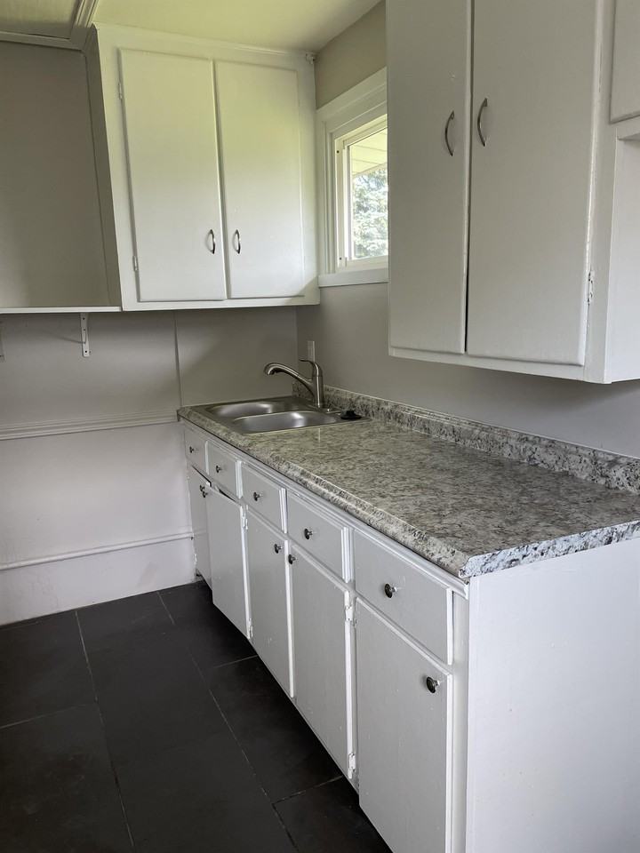 2726 Margaret St #1 - Photo 7 of 16