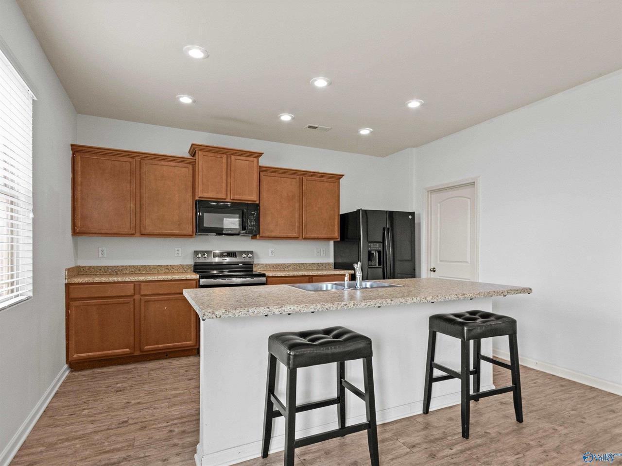 30057 Glenrose Way - Photo 5 of 10