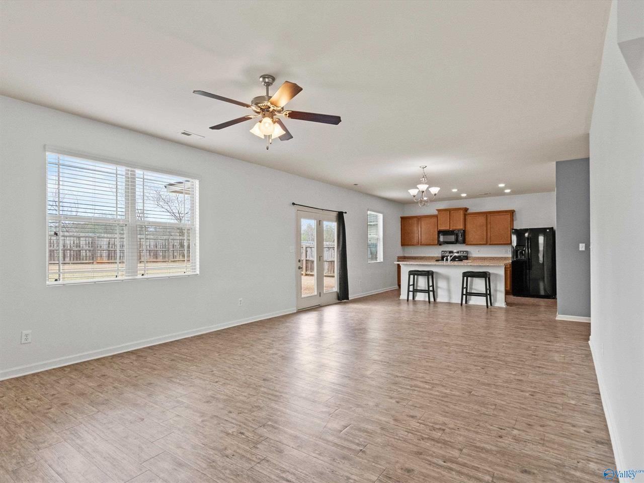 30057 Glenrose Way - Photo 6 of 10