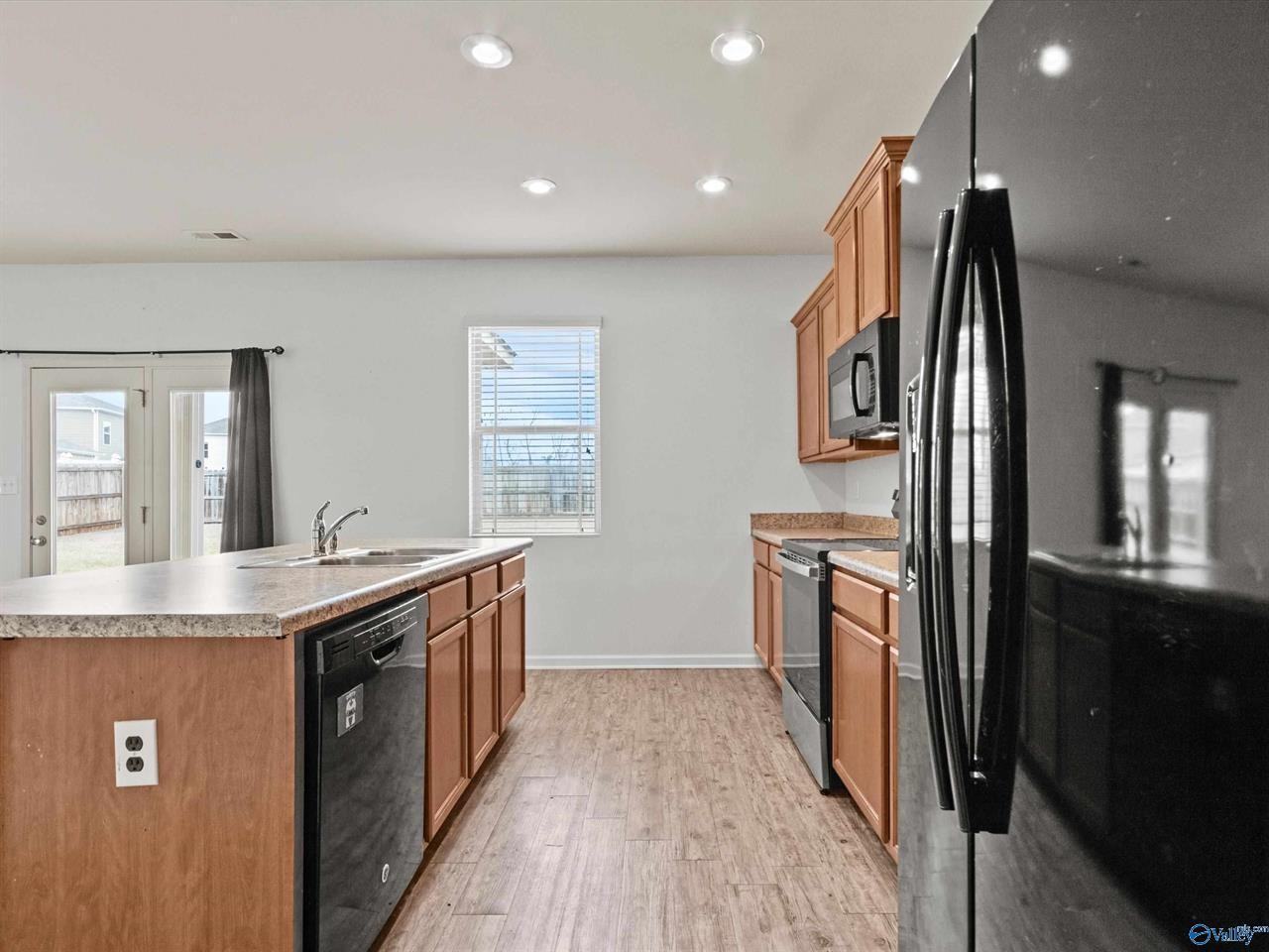 30057 Glenrose Way - Photo 7 of 10