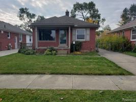 featured image of 12835 Plum St #1