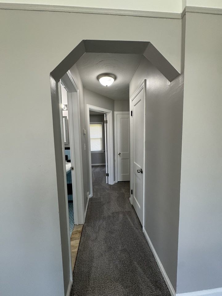 12835 Plum St #1 - Photo 7 of 17