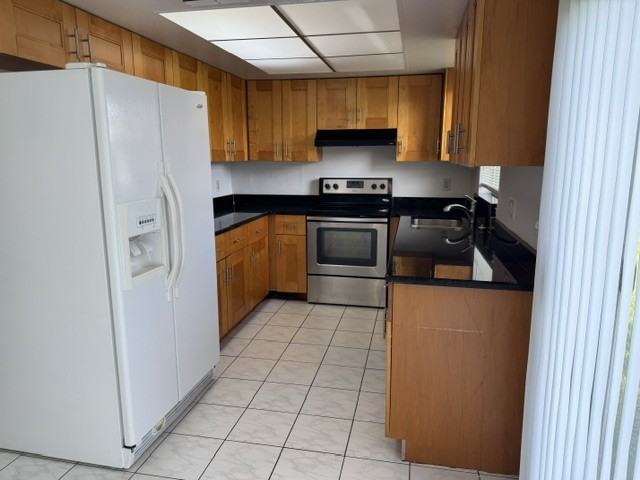 319 La Paz Dr #1 - Photo 4 of 15