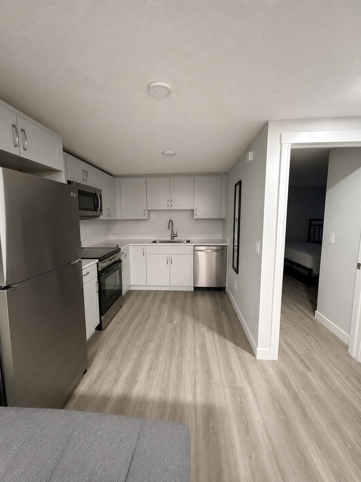 17623 49 St Nw - Photo 2 of 6