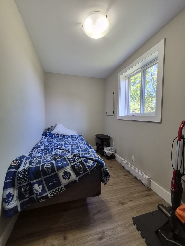 212 Little Ave - Photo 3 of 17