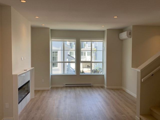 Westhampton 86 - Photo 7 of 25