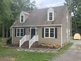 featured image of 2525 Lauderdale Dr #1