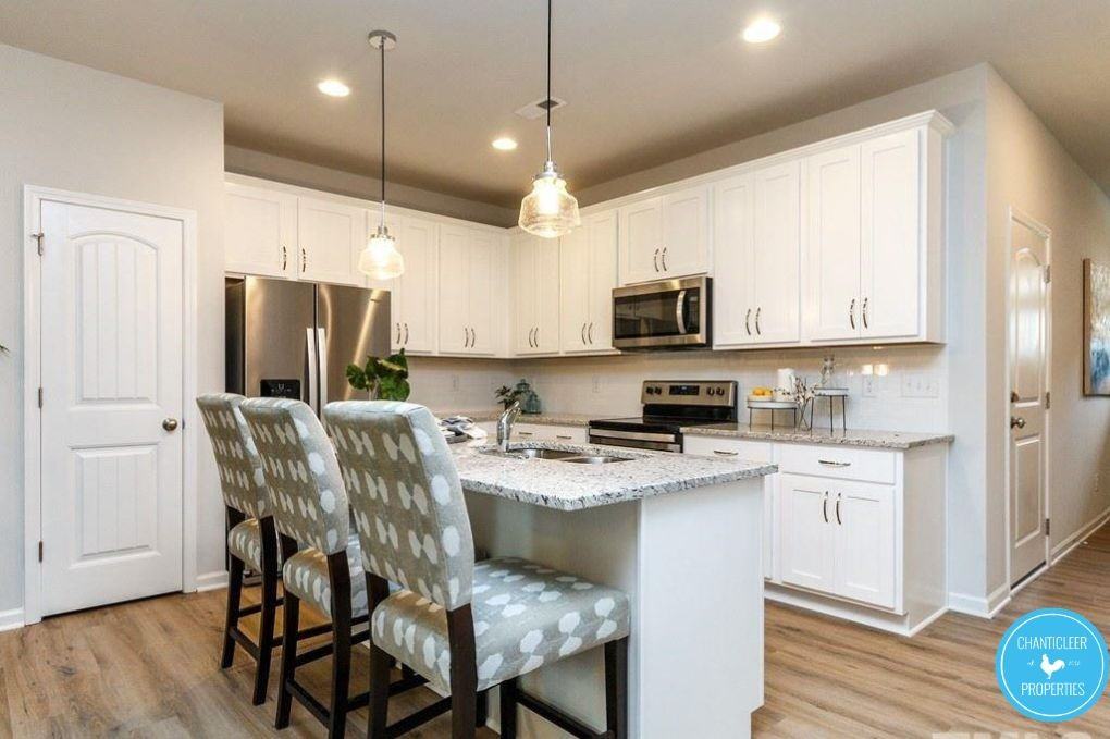 3322 Tracer Dr #1 - Photo 4 of 24