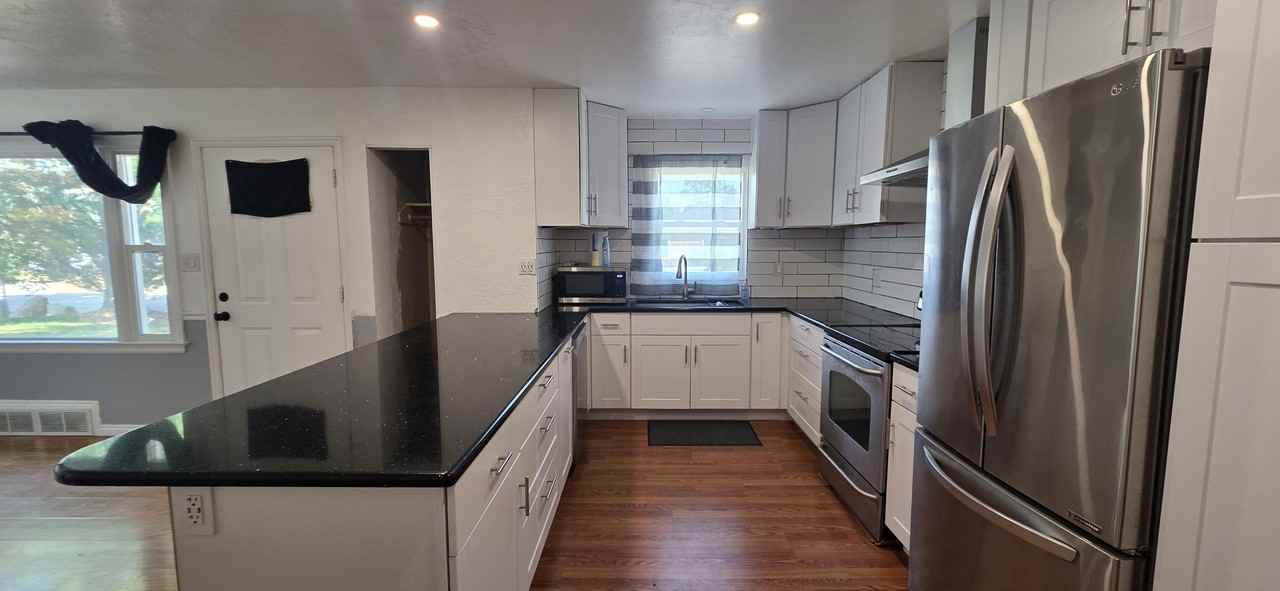 2713 W Dill Dr #1 - Photo 3 of 16