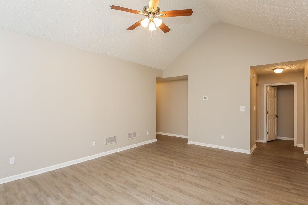 2167 Mulberry Ln - Photo 4 of 17
