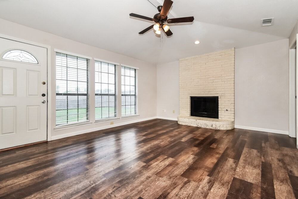 3315 Kellie St - Photo 4 of 16