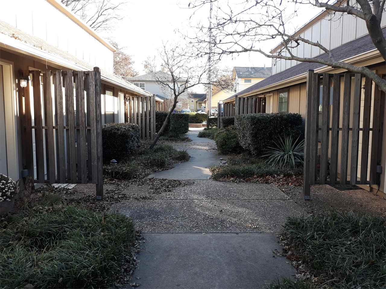 123 W Virginia Ave #6 - Photo 7 of 7
