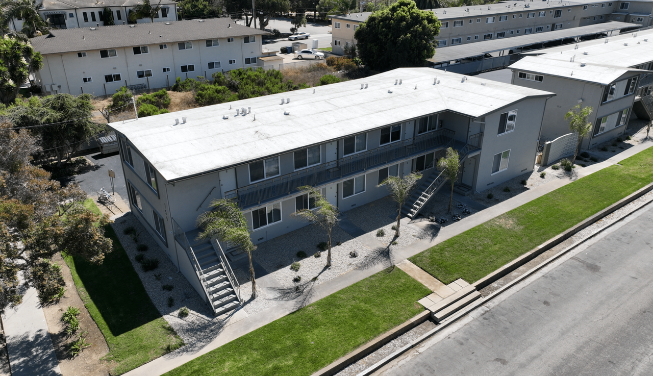 759 Embarcadero Del Mar - Photo 5 of 10