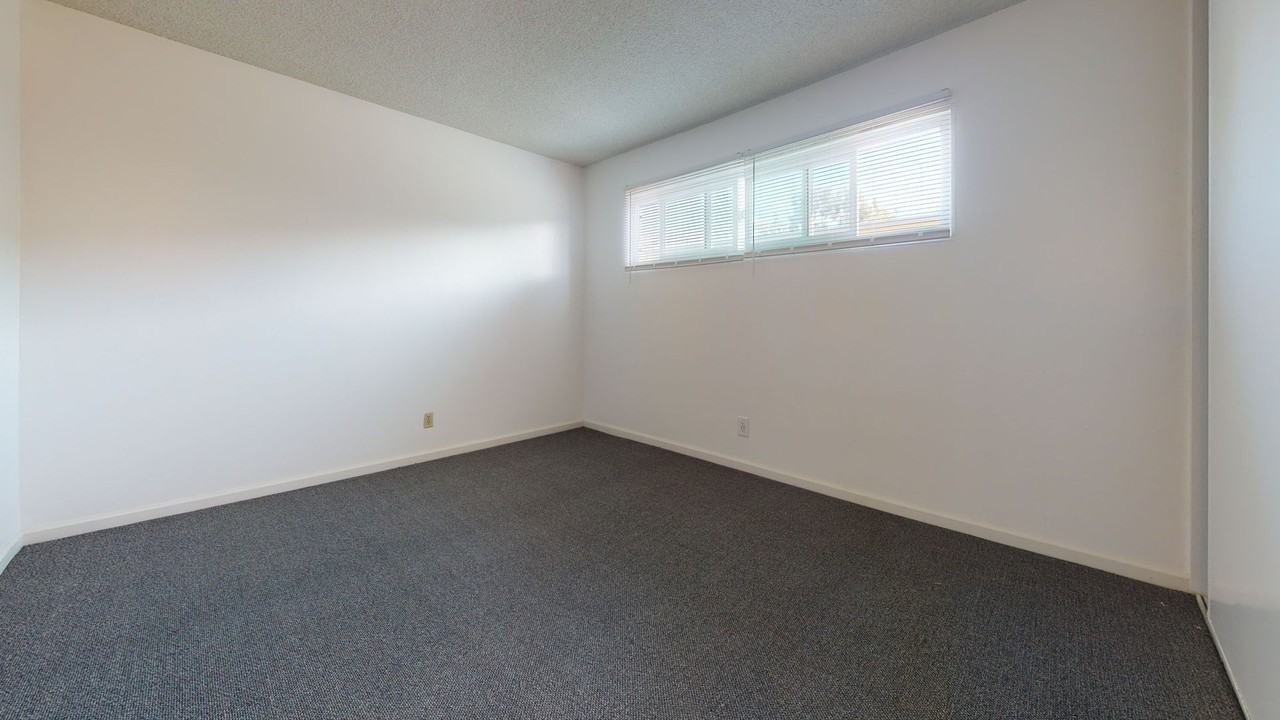 6587 Cervantes Rd - Photo 7 of 10