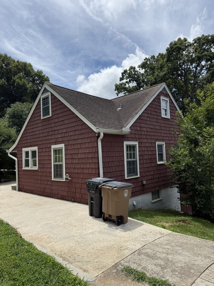 312 N Chilhowee Dr #1 - Photo 3 of 25