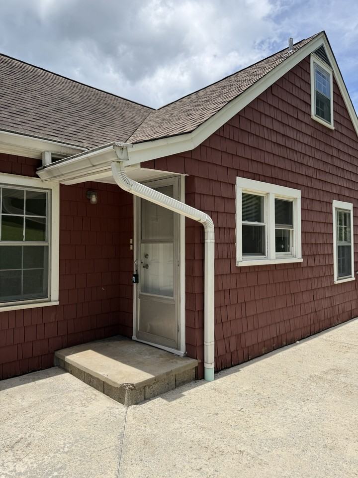 312 N Chilhowee Dr #1 - Photo 4 of 25
