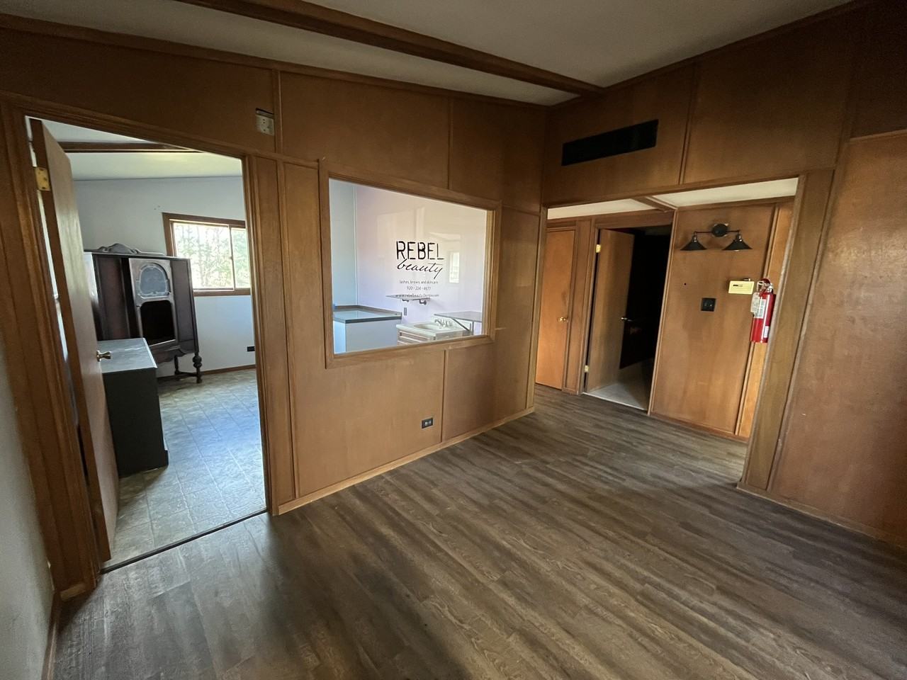 4553 4553 Fairgrounds Road - 4553 Commercial Building - Photo 5 of 13