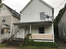 featured image of 219 Chestnut St #1