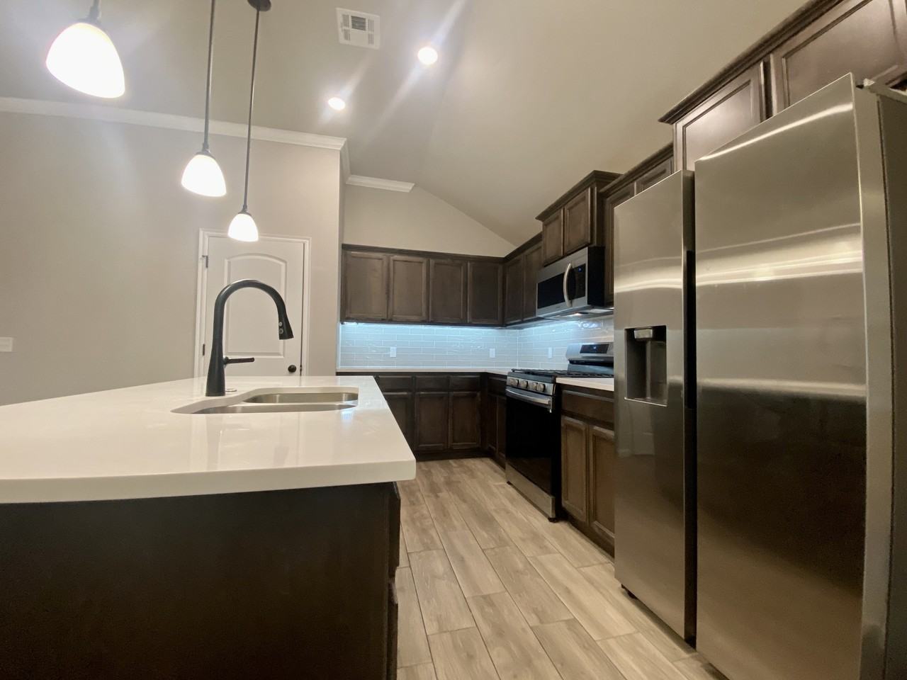 1144 Osprey Dr #1 - Photo 4 of 15