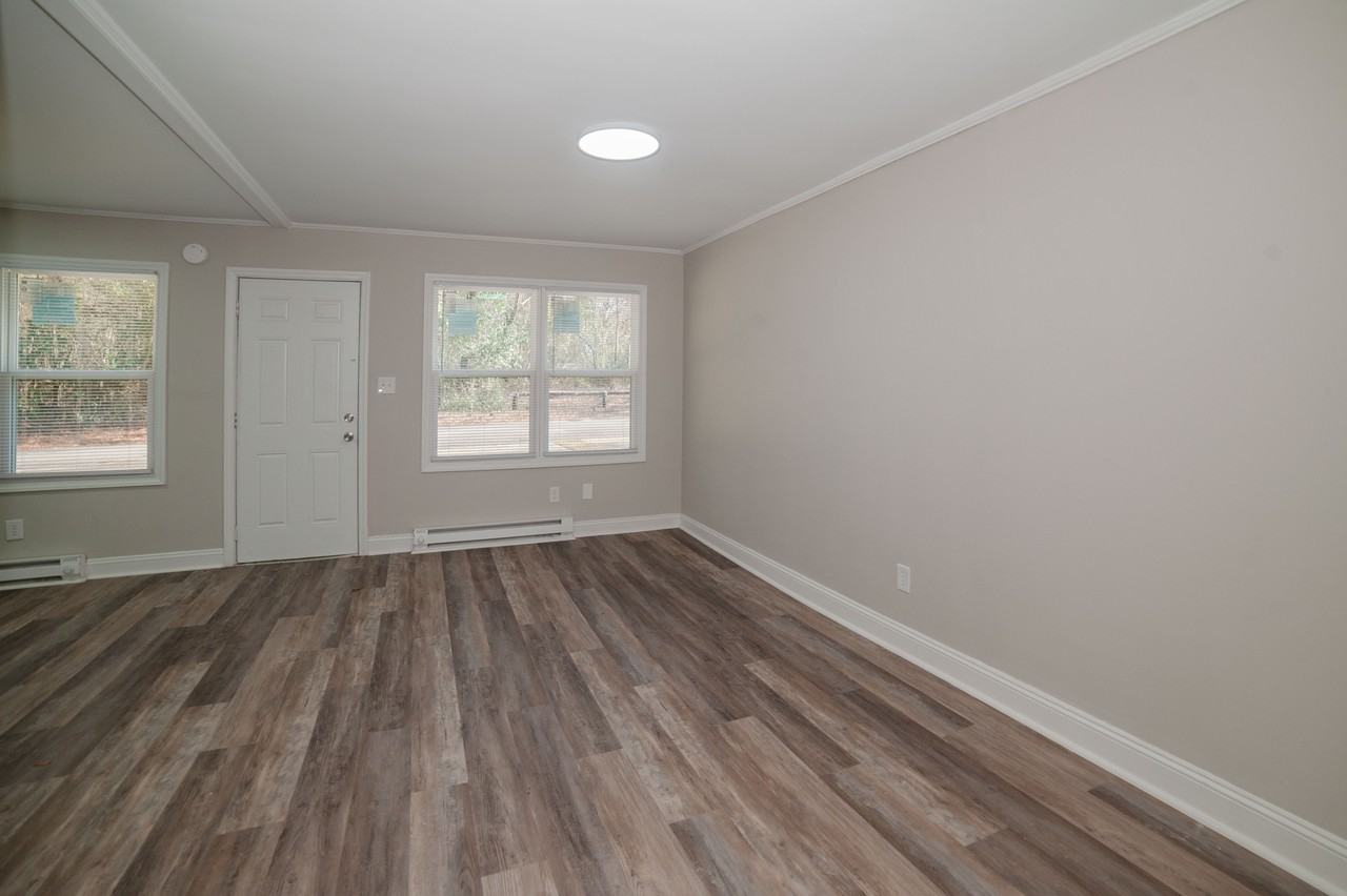 5115 Higgins St #1 - Photo 5 of 22