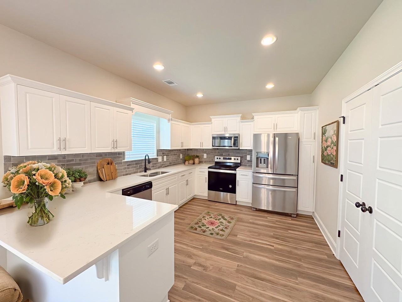 101 Rutledge Ln #1 - Photo 4 of 14