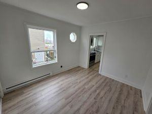 256 Britain St #256 - Photo 3 of 11