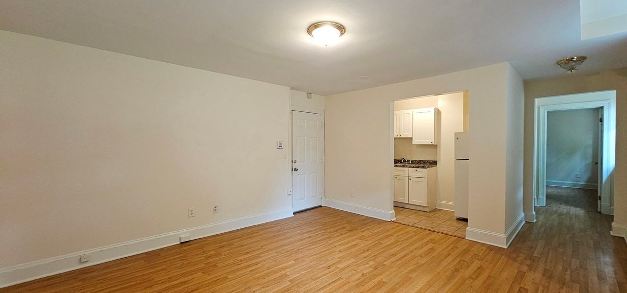 Chadford Apartments - Photo 2 of 50