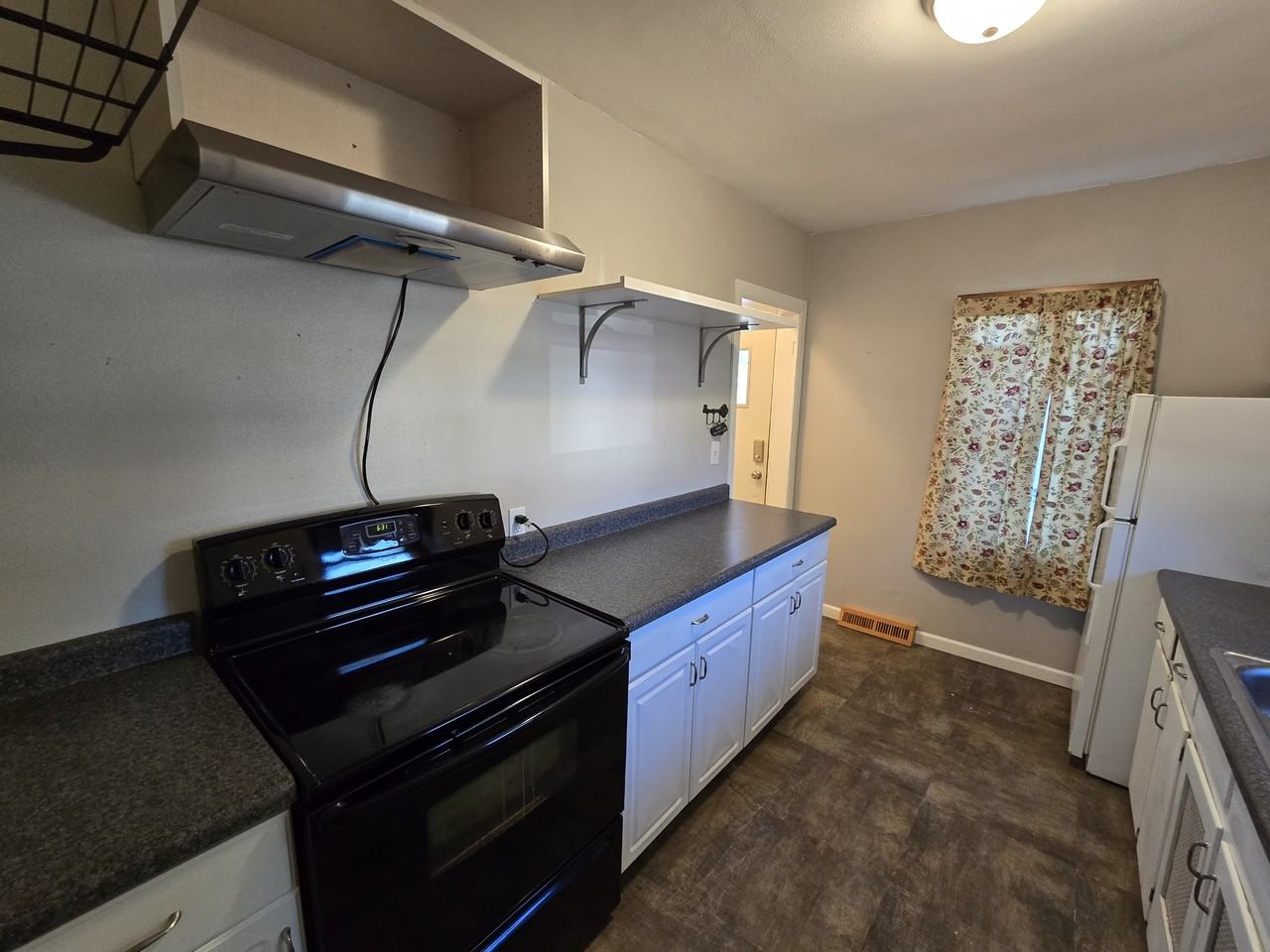 867 Maxwell St #1 - Photo 7 of 21