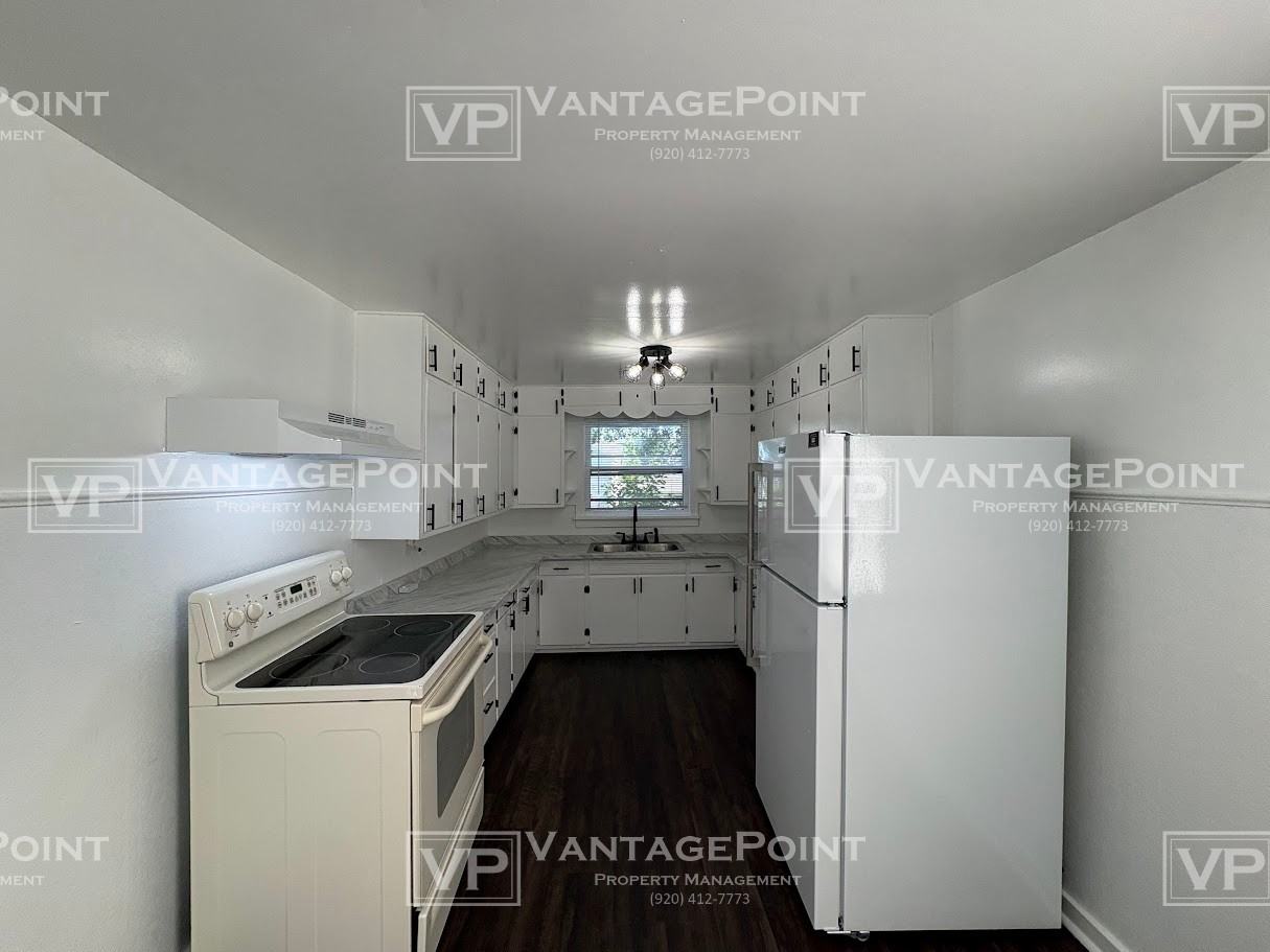 513 E Quincy St #1 - Photo 5 of 17