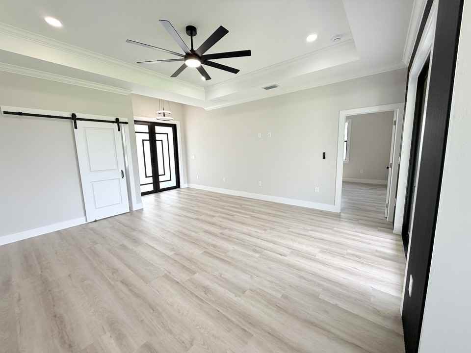 1019 Cedartree Ave #0 - Photo 4 of 28