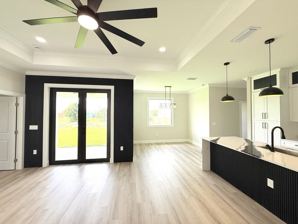 1019 Cedartree Ave #0 - Photo 6 of 28