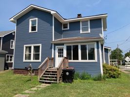 featured image of 702 N Center St #1