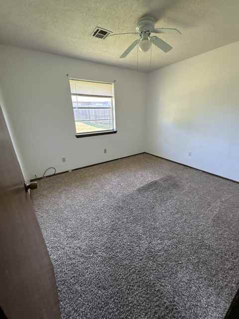6912 Sw Bainbridge Ave #1 - Photo 5 of 9