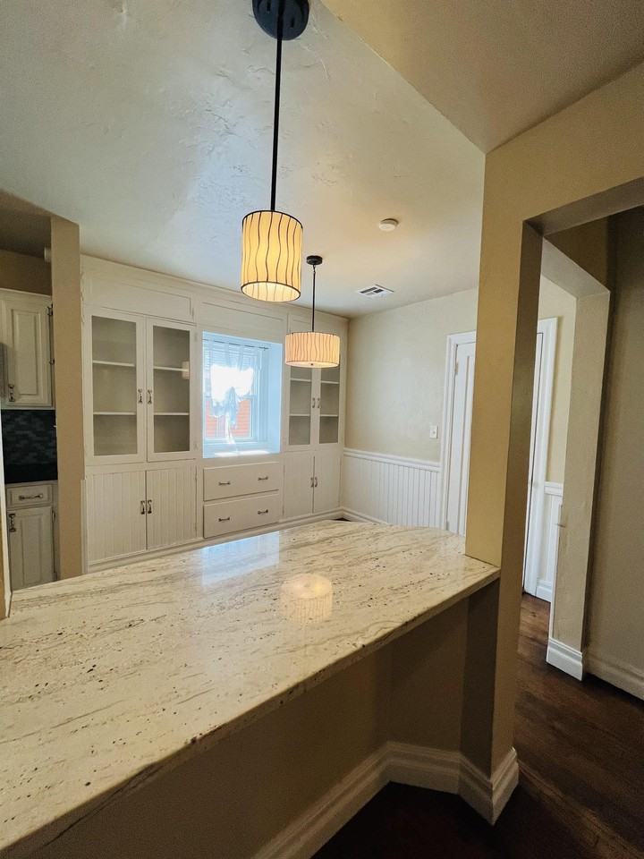 3236 Nw 25th St #1 - Photo 5 of 10