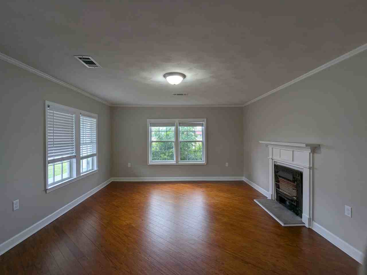 609 North St W #1 - Photo 6 of 28