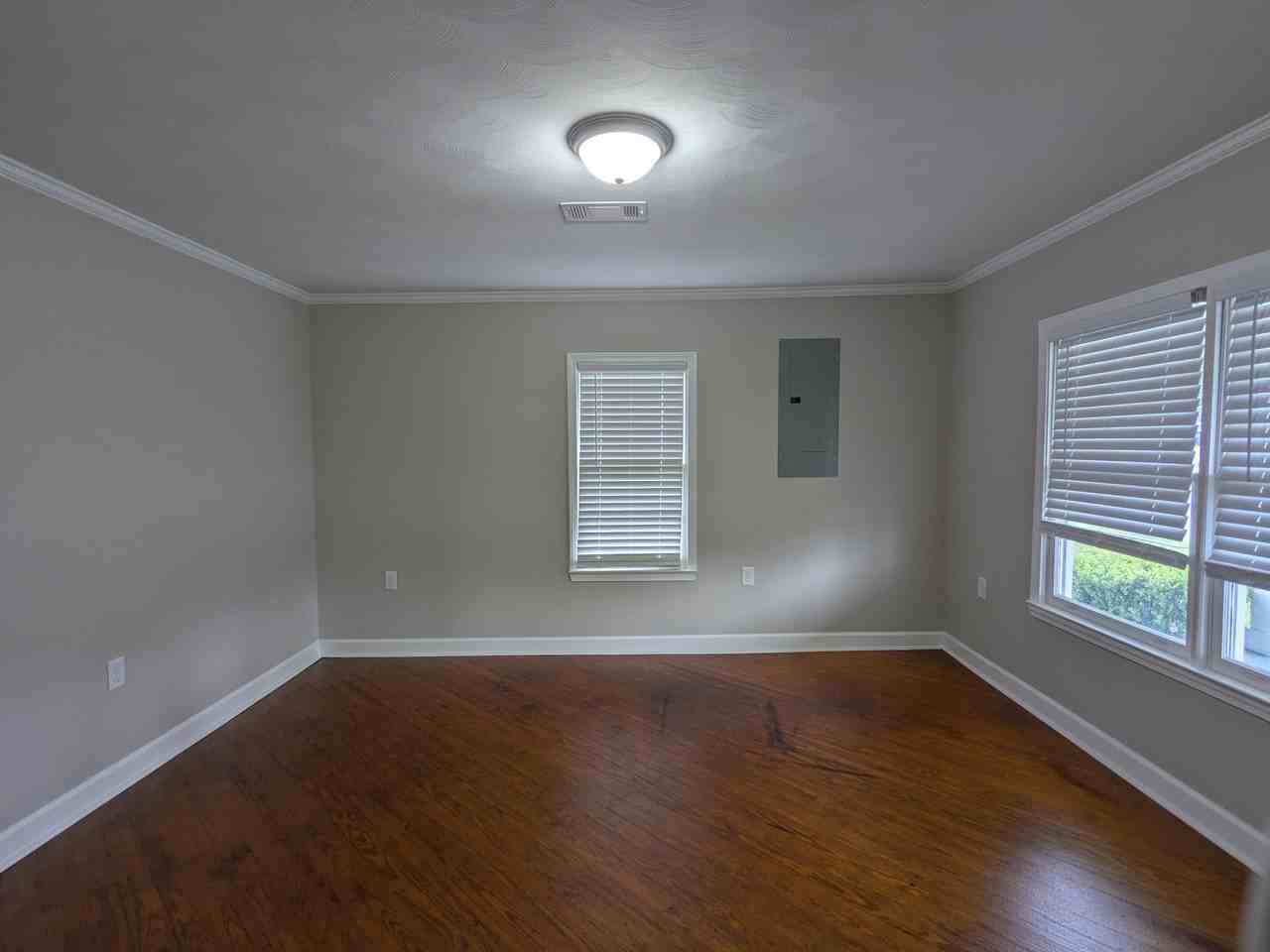 609 North St W #1 - Photo 7 of 28